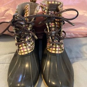 Sperry rain boots